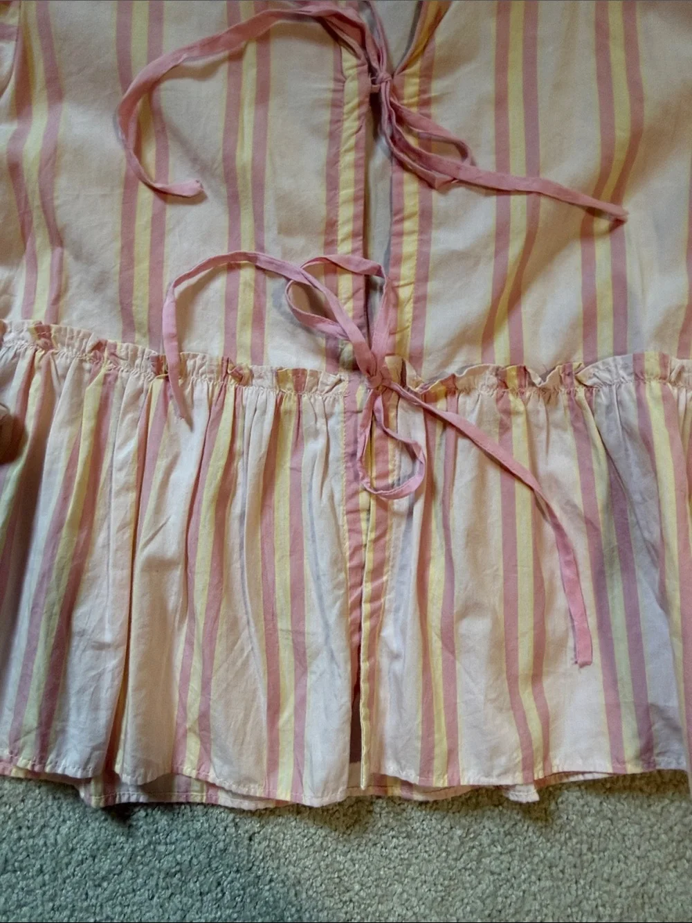 Free People tie front pink/yellow top, M